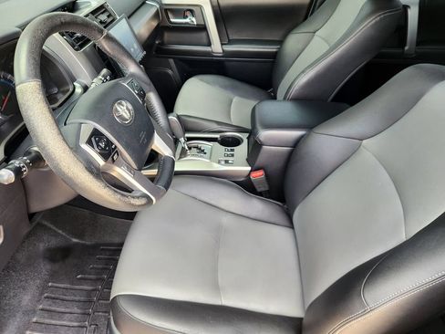 Used 2014 Toyota 4Runner SR5 Premium RWD image 13