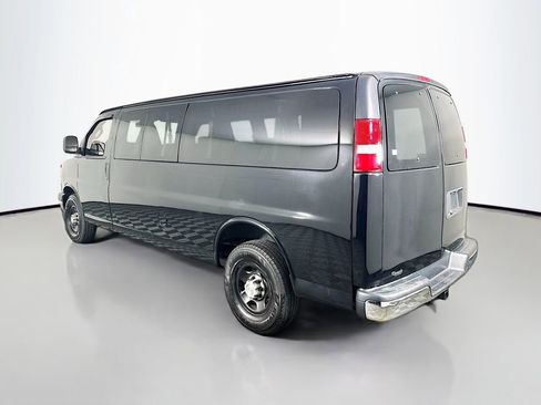 Used 2020 Chevrolet Express 3500 LT w/ LT Preferred Equipment Group image 5