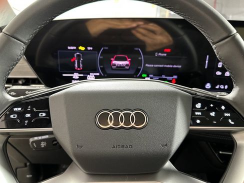 Used 2025 Audi Q6 e-tron Premium w/ Convenience Package image 23