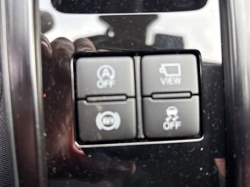 New 2026 Subaru Outback Touring XT image 33