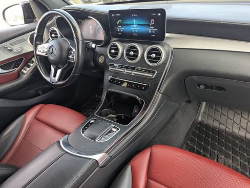 Used 2023 Mercedes-Benz GLC 300 4MATIC Coupe image 31