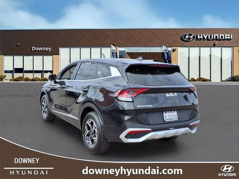 Used 2024 Kia Sportage LX AWD/4WD image 6