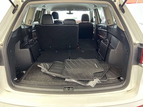 Used 2022 Volkswagen Atlas SE FWD image 12