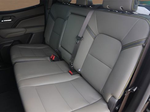 Used 2024 Chevrolet Colorado ZR2 w/ ZR2 Convenience Package III image 24