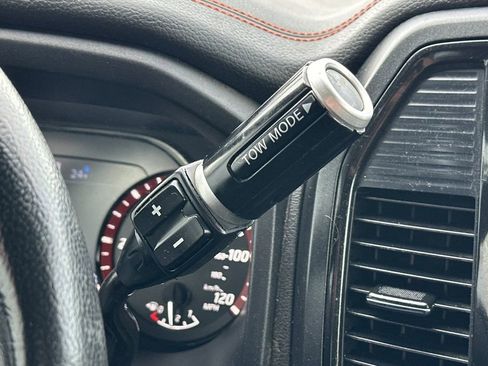 Used 2021 Nissan Titan PRO-4X w/ Off Road Protection Package image 21