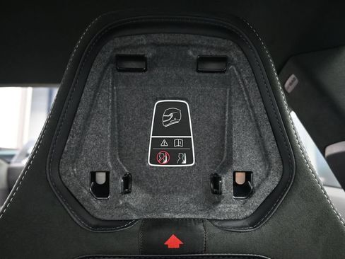 Certified 2026 Porsche 911 GT3 RWD image 32