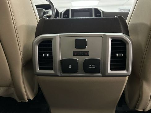 Used 2018 Ford F150 Lariat w/ Equipment Group 502A Luxury AWD/4WD image 24