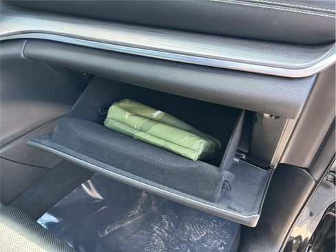 Used 2021 Jeep Grand Cherokee L Overland w/ Luxury Tech Group IV image 54