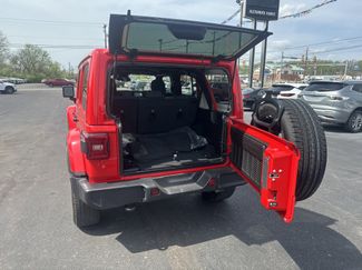 Used 2025 Jeep Wrangler Unlimited Sahara w/ Safety Group video 5