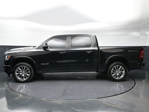 Used 2022 RAM 1500 Laramie w/ Sport Appearance Package AWD/4WD image 8