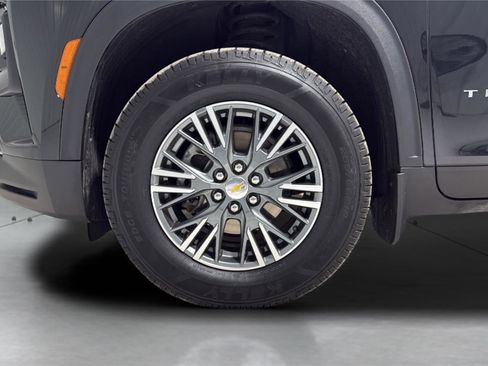 Used 2024 Chevrolet Traverse LS w/ LPO, Floor Liner Package FWD image 29