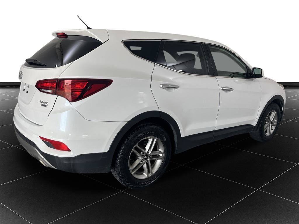 Used 2018 Hyundai Santa Fe Sport AWD/4WD image 5