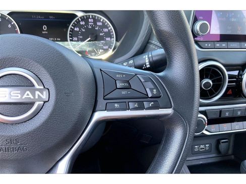 Used 2025 Nissan Sentra SV FWD image 16