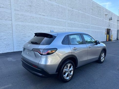 Certified 2023 Honda HR-V LX image 5