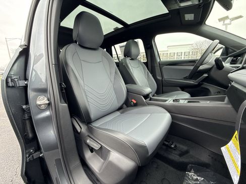 New 2026 Volkswagen Tiguan SE R-Line AWD/4WD image 25