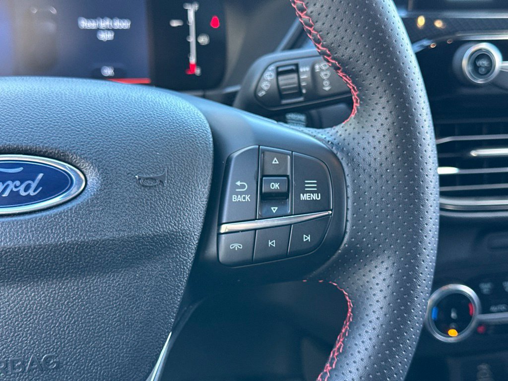 Used 2025 Ford Escape ST-Line Select AWD/4WD image 45