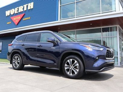 Used 2021 Toyota Highlander XLE