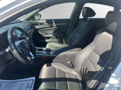 Used 2022 Honda Accord Sport image 11