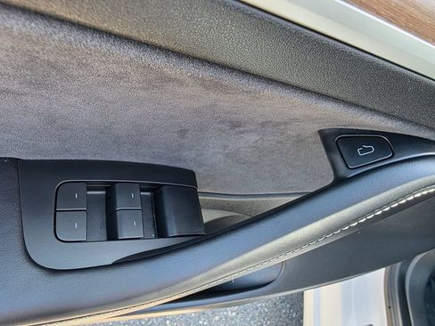 Used 2023 Tesla Model 3 Performance AWD/4WD image 17