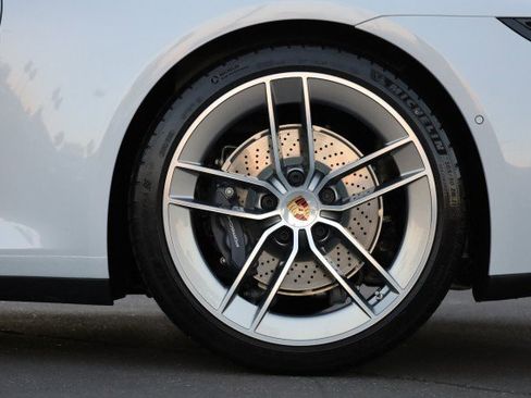 Used 2025 Porsche 911 Carrera image 54