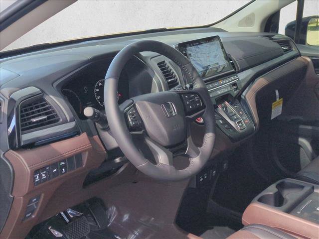 New 2027 Honda Odyssey Elite image 3