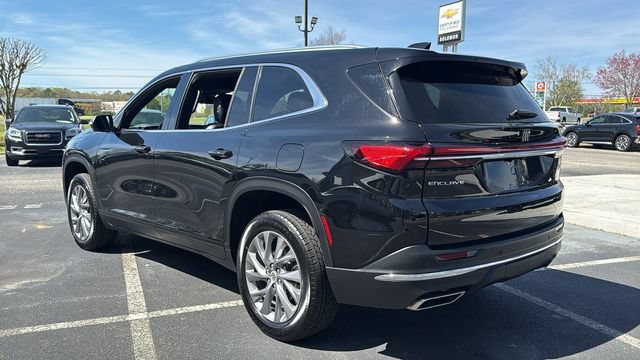 Used 2025 Buick Enclave Preferred FWD image 5
