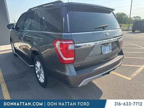 Used 2020 Ford Expedition XLT w/ Equipment Group 202A AWD/4WD image 3