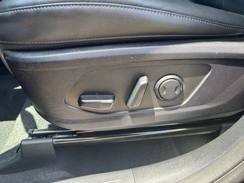 Used 2024 Kia Sorento S FWD image 23
