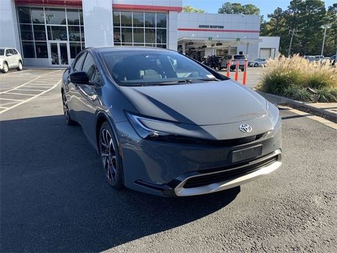New 2026 Toyota Prius Plug-In Hybrid image 3