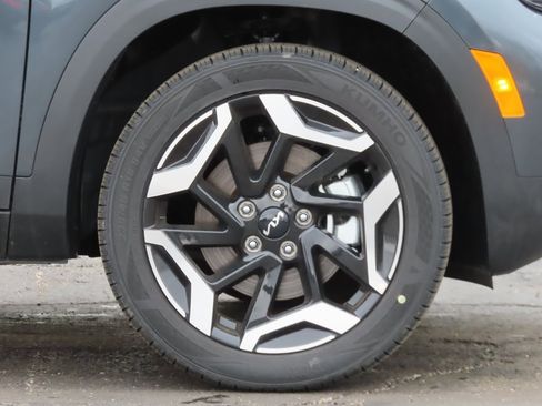 Certified 2025 Kia Seltos SX image 15