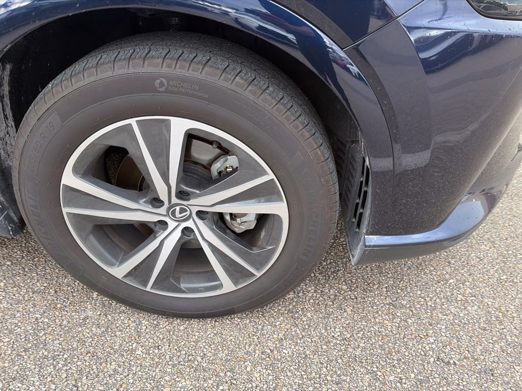 Certified 2024 Lexus RX 350 FWD w/ Technology Package image 10