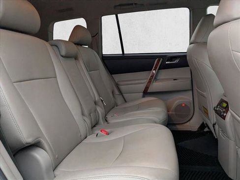 Used 2012 Toyota Highlander Limited image 21
