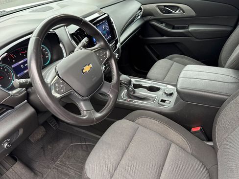 Certified 2022 Chevrolet Traverse LT w/ LPO, Floor Liner Package image 9