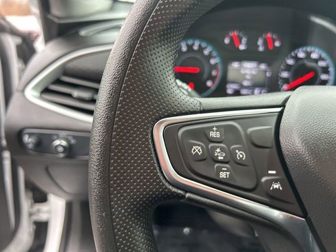 Used 2025 Chevrolet Malibu LT image 18