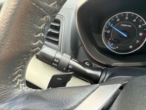 Used 2019 Subaru Ascent Limited AWD/4WD image 36