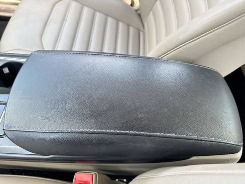 Used 2019 Ford Fusion SEL FWD image 21