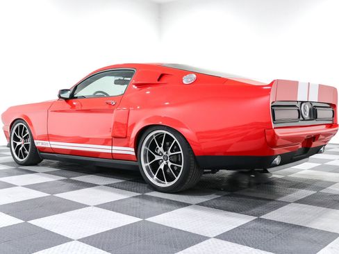 Used 2011 Ford Mustang Shelby GT500 w/ SVT Performance Pkg image 5