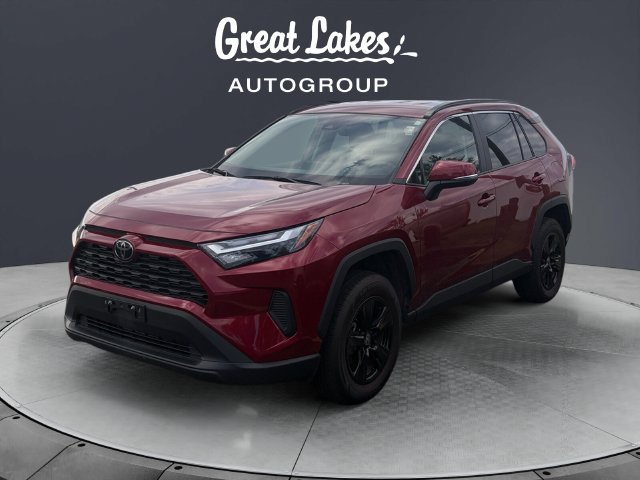 Used 2025 Toyota RAV4 XLE AWD/4WD image 1