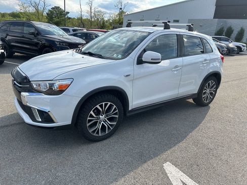 Used 2019 Mitsubishi Outlander Sport SE FWD image 3
