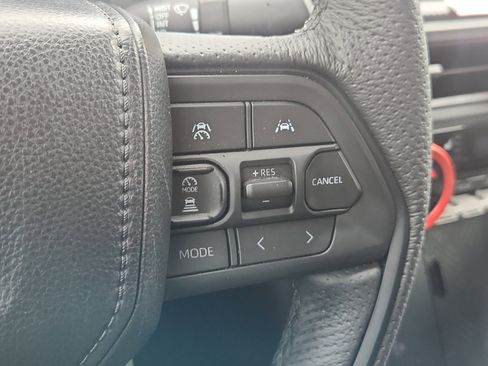 Used 2025 Toyota Tacoma TRD Pro AWD/4WD image 20