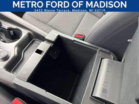 Used 2025 Ford Explorer Active image 16