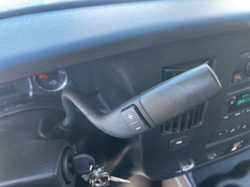 Used 2023 GMC Savana 2500 w/ Driver Convenience Package image 12