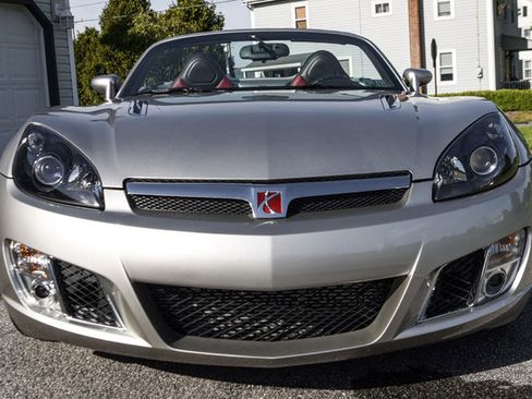 Used 2008 Saturn Sky Red Line RWD image 13