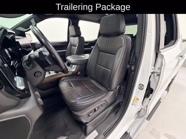 Certified 2022 Chevrolet Silverado 1500 High Country w/ High Country Premium Package AWD/4WD image 8
