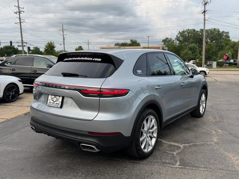 Used 2020 Porsche Cayenne AWD/4WD image 7