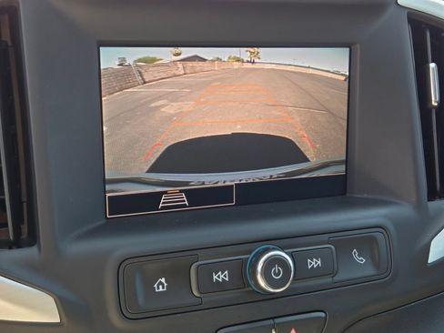 Used 2023 GMC Terrain SLE w/ Driver Convenience Package FWD image 22