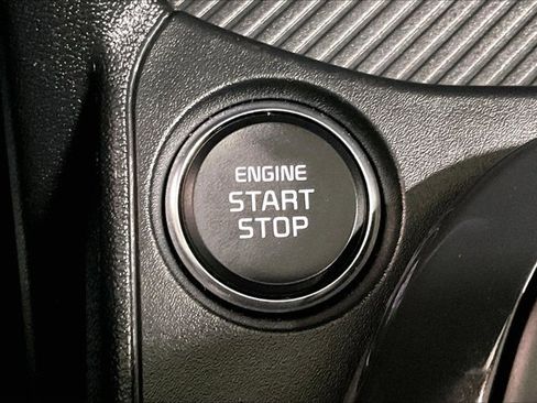 Used 2025 Kia K4 GT-Line Turbo image 36