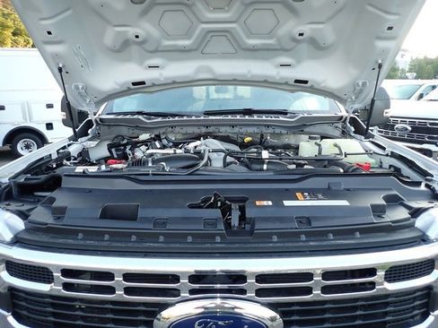 New 2024 Ford F550 4x4 SuperCab Super Duty image 13