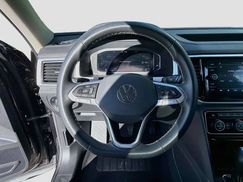 Used 2022 Volkswagen Atlas SE FWD image 38