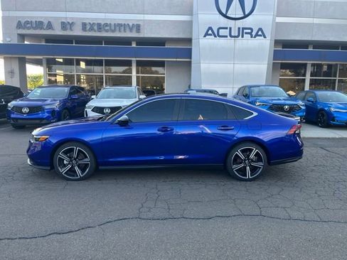 Used 2025 Honda Accord Sport image 1